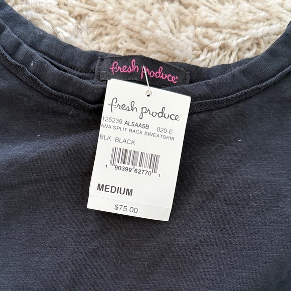 NWT Fresh Produce Ana Black Split Back Sweatshirt Size M - Picture 3 of 4